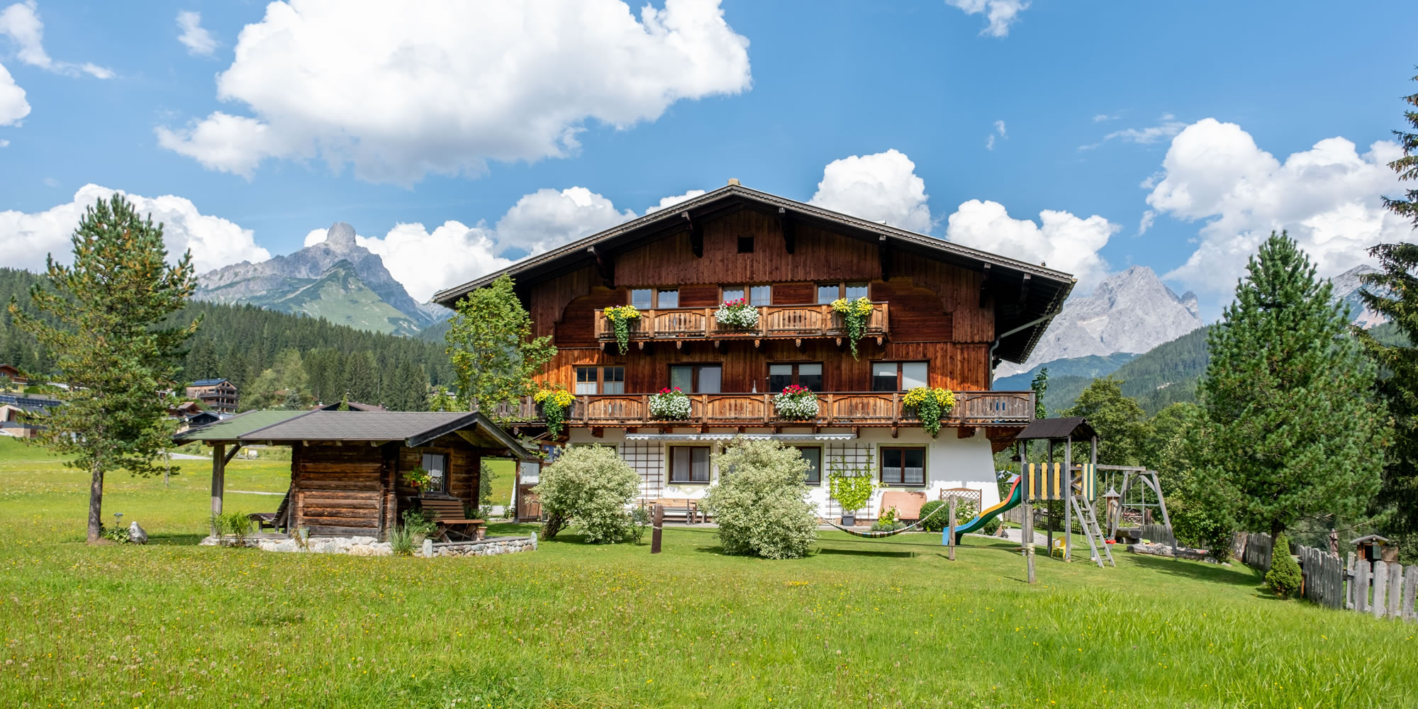 Stubenrauschhof im Sommer